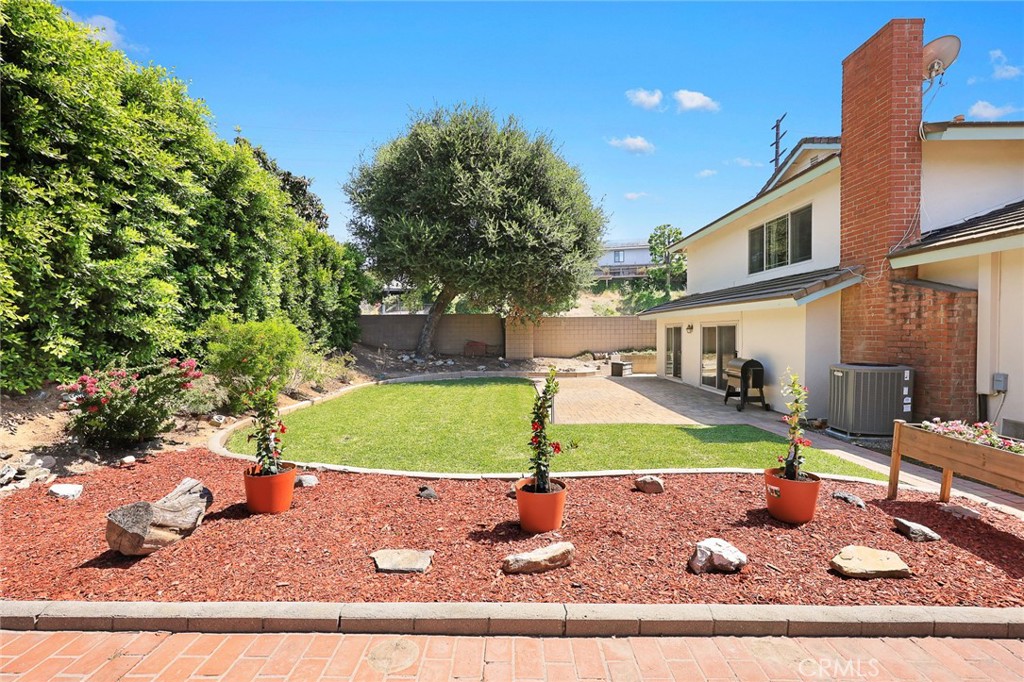 1204 Birchcrest Avenue Brea, CA 92821 - Photo 31 of 42