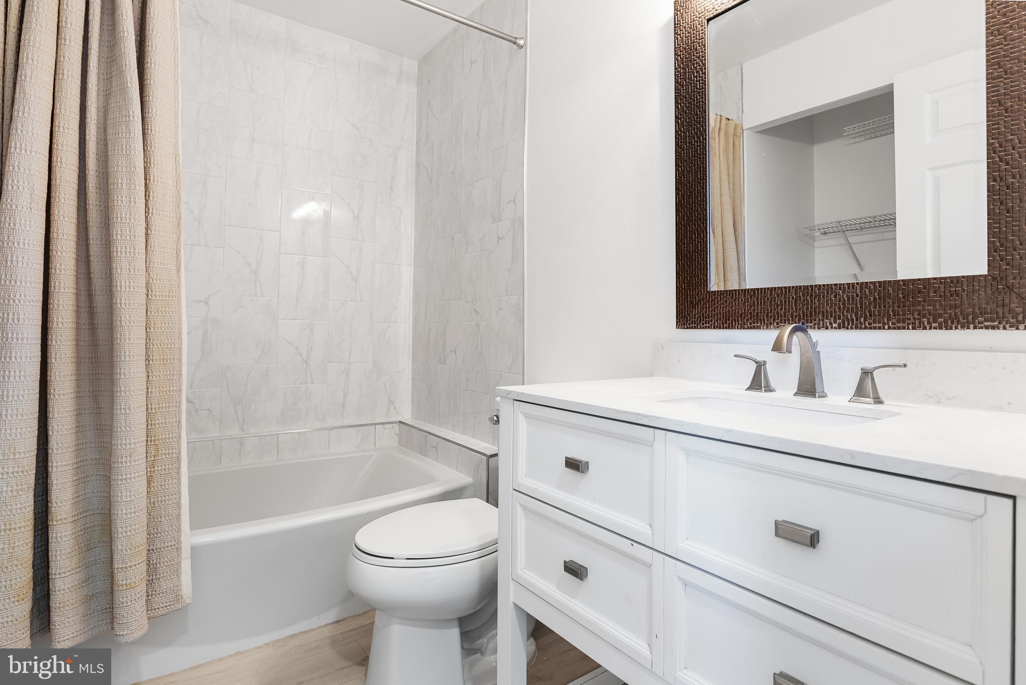 828 Chanticleer Cherry Hill, NJ 08003 - Photo 24 of 33