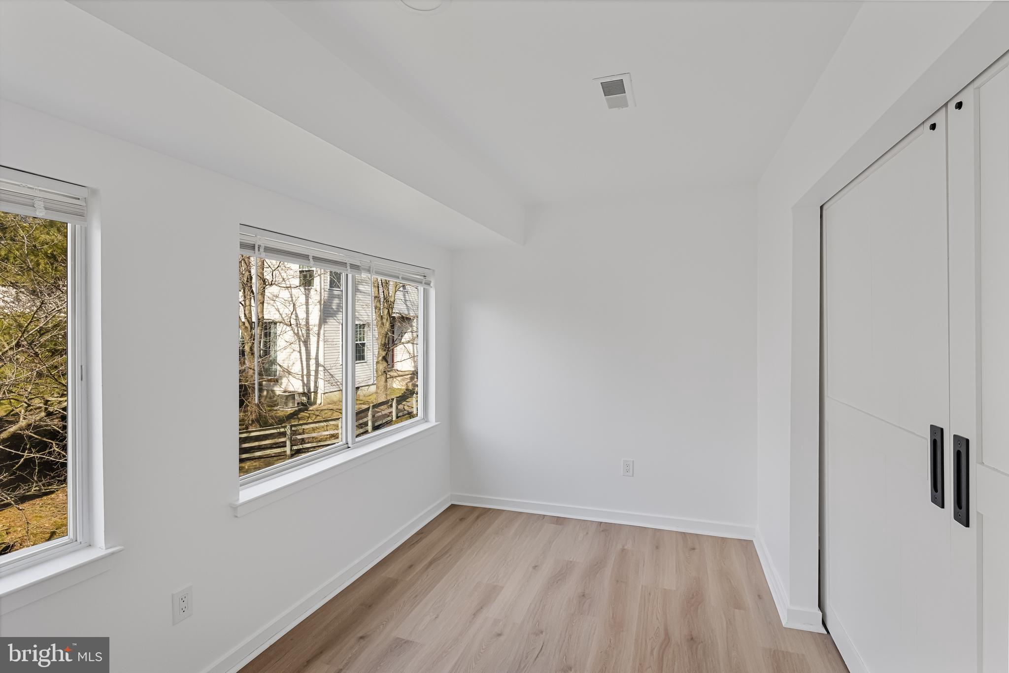 828 Chanticleer Cherry Hill, NJ 08003 - Photo 26 of 33