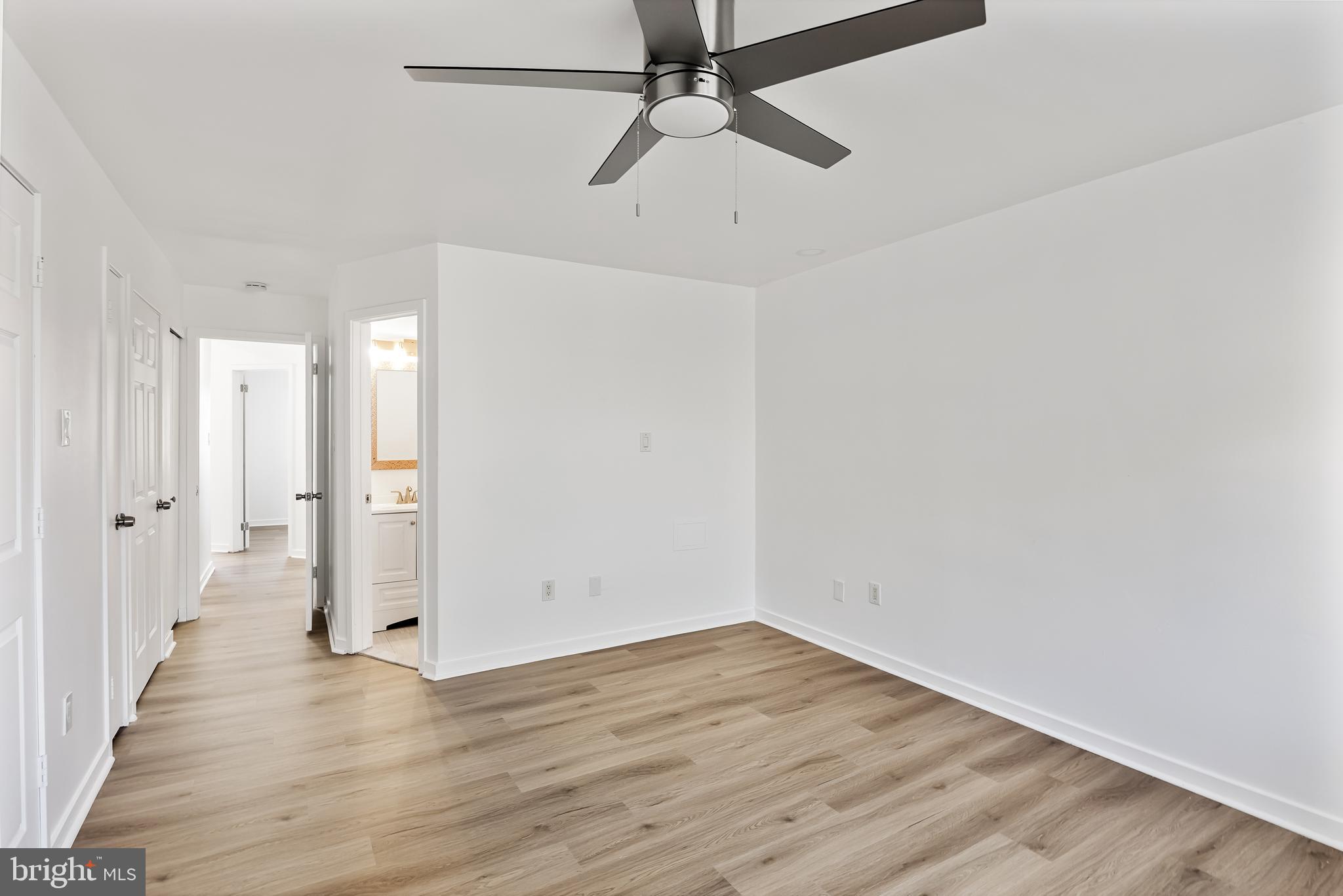 828 Chanticleer Cherry Hill, NJ 08003 - Photo 29 of 33