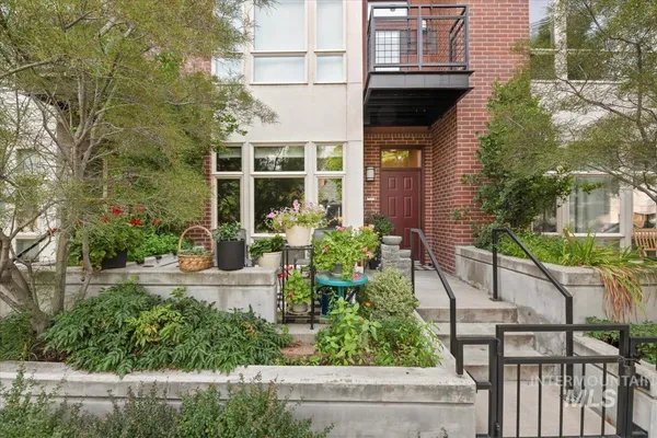 $427,500 | 412 South 13th Street, Unit 110, Boise, ID 83702