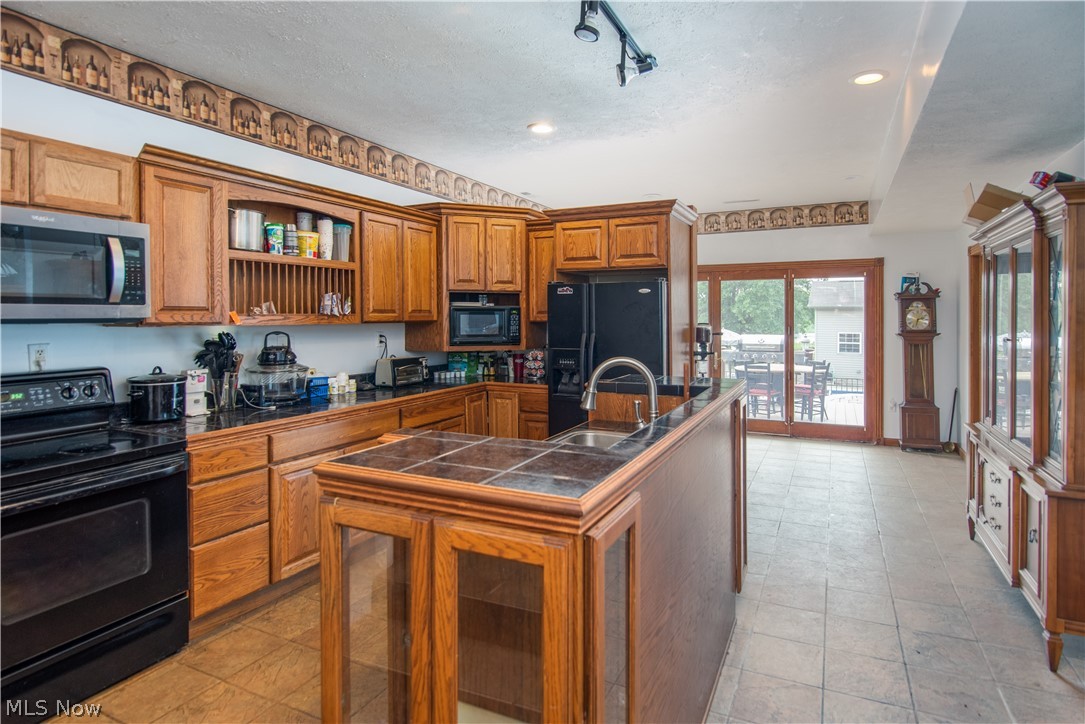 1480 Collar Price Road Hubbard, OH 44425 - Photo 7 of 26 Gallery Image 7