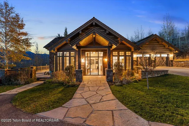$12,995,000 | 725 North Bar Y Road, Jackson, WY 83001
