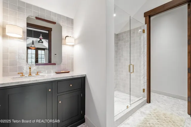 $12,995,000 | 725 North Bar Y Road, Jackson, WY 83001