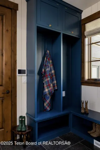 $12,995,000 | 725 North Bar Y Road, Jackson, WY 83001