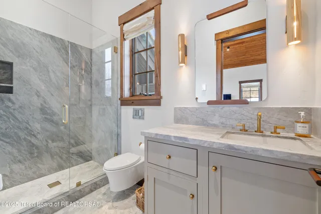 $12,995,000 | 725 North Bar Y Road, Jackson, WY 83001