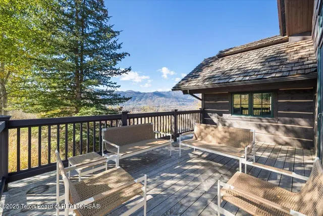 $12,995,000 | 725 North Bar Y Road, Jackson, WY 83001