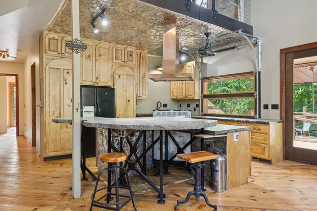 $899,000 | 1014 Meroney Street, Chattanooga, TN 37405