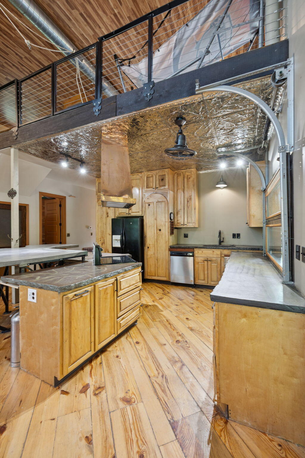 1014 Meroney Street Chattanooga, TN 37405 - Photo 21 of 87 21-web-or-mls-1014 Meroney St - 038