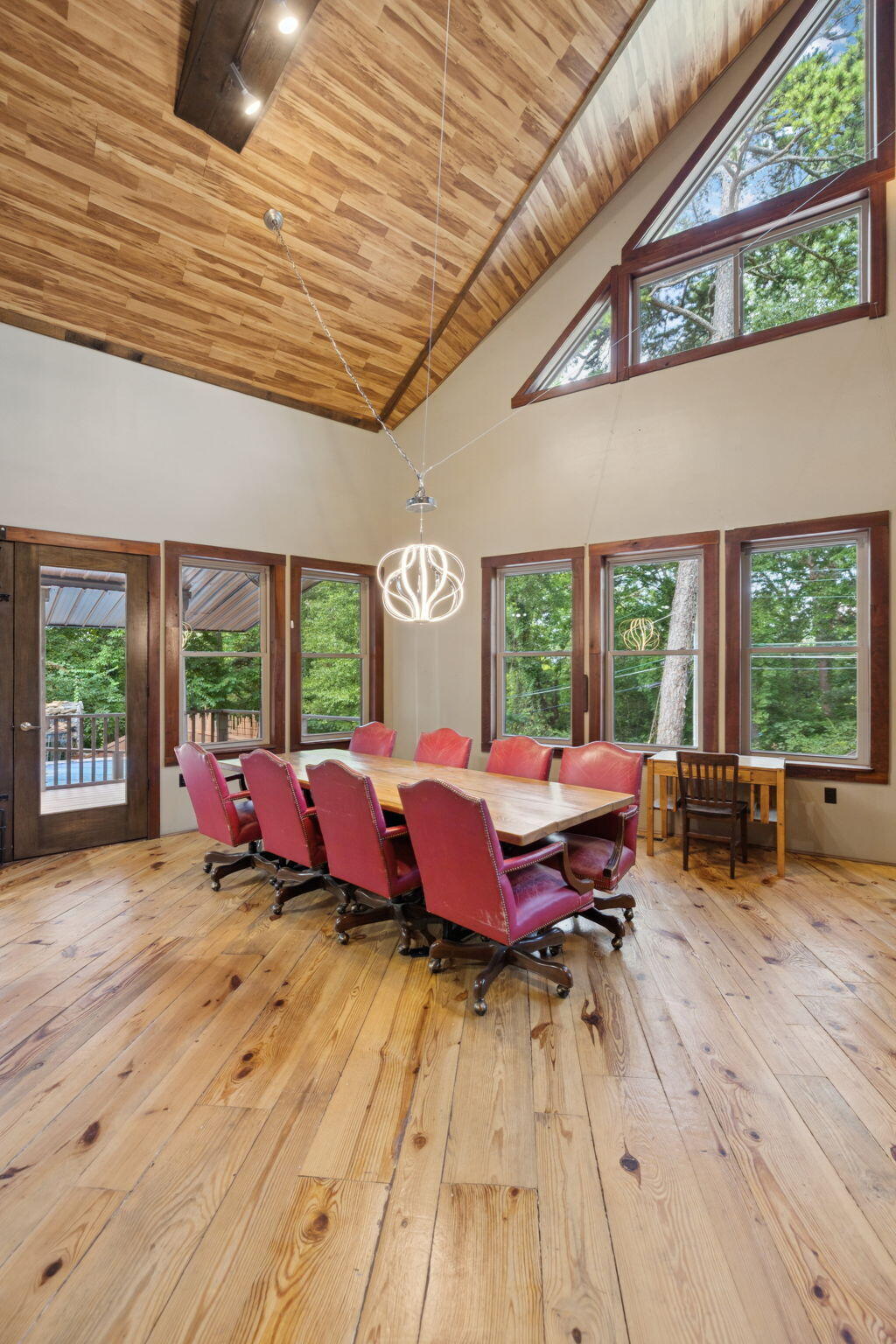 1014 Meroney Street Chattanooga, TN 37405 - Photo 24 of 87 24-web-or-mls-1014 Meroney St - 041