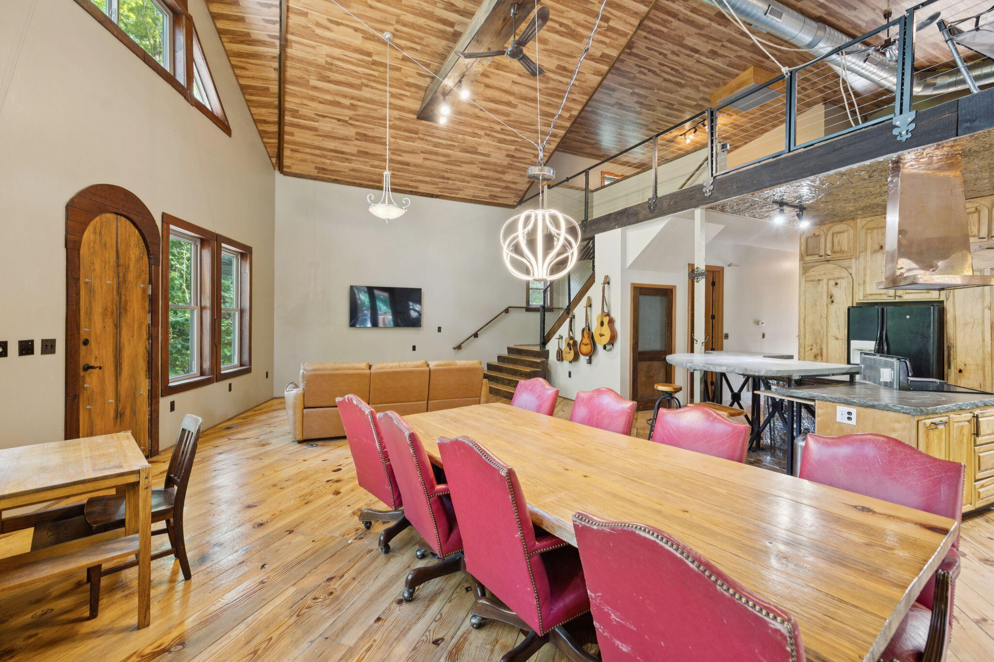 1014 Meroney Street Chattanooga, TN 37405 - Photo 4 of 87 4-web-or-mls-1014 Meroney St - 021