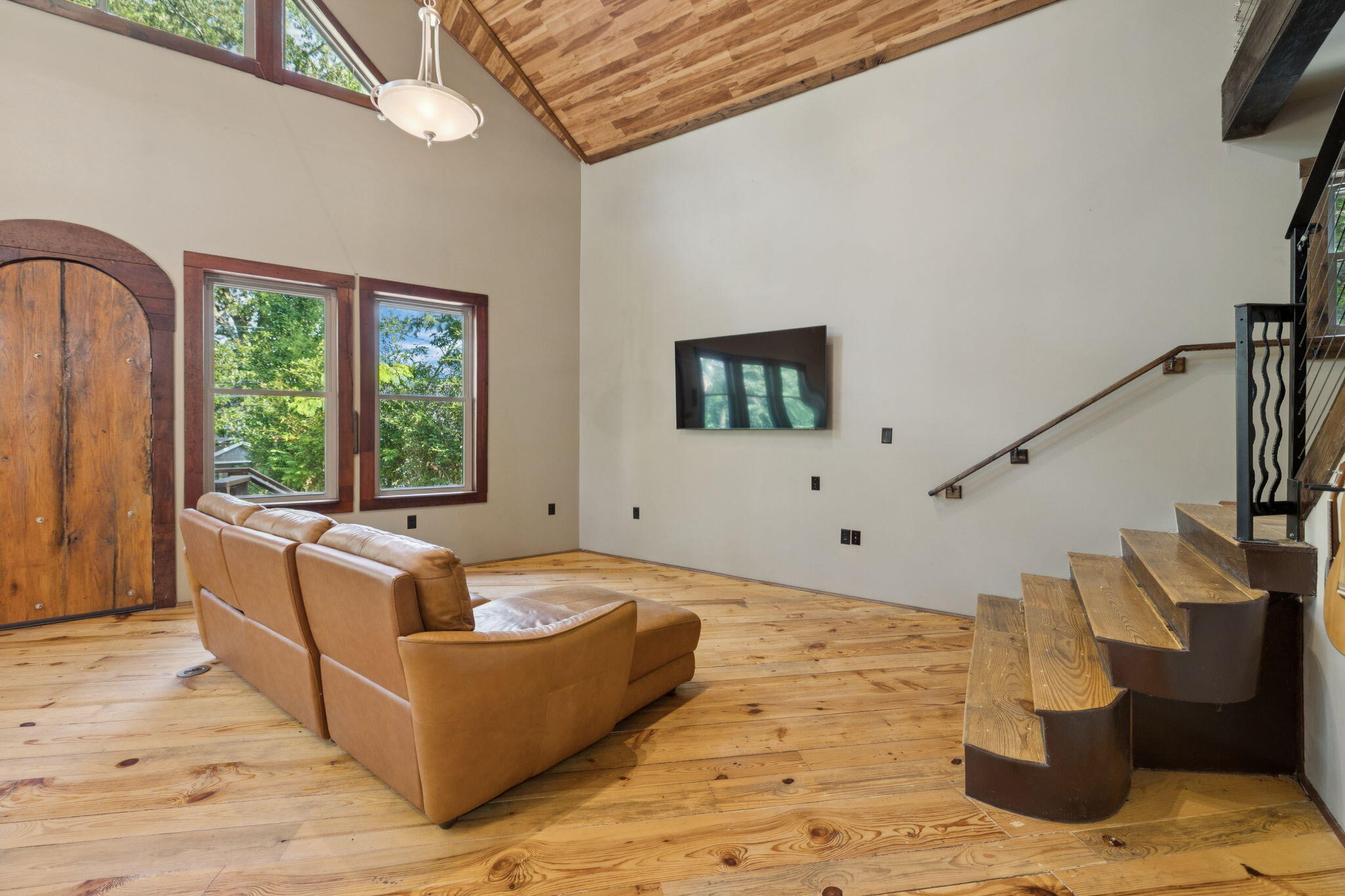 1014 Meroney Street Chattanooga, TN 37405 - Photo 7 of 87 7-web-or-mls-1014 Meroney St - 024