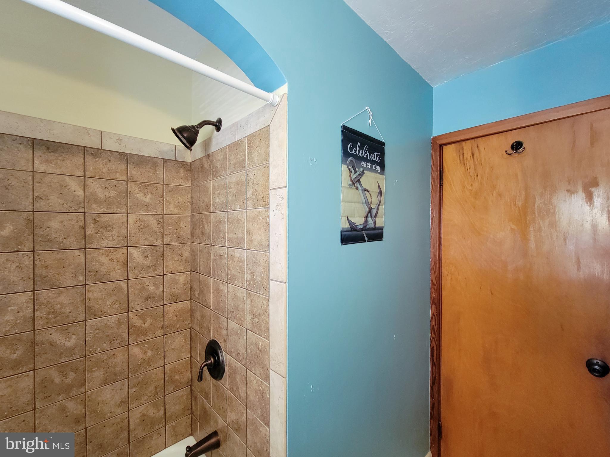 3255 Grandview Road Hanover, PA 17331 - Photo 12 of 24 Gallery Image 12