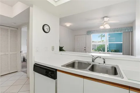 $247,000 | 141 Wading Bird Circle, Unit G102, Naples, FL 34110