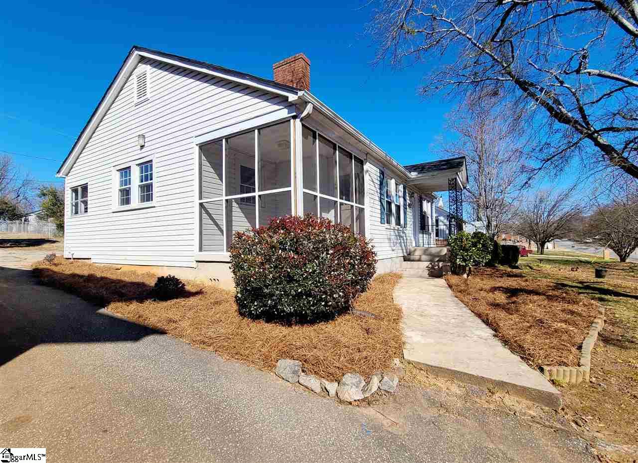 409 State Park Road Greenville, SC 29609 - Photo 16 of 22 Gallery Image 16