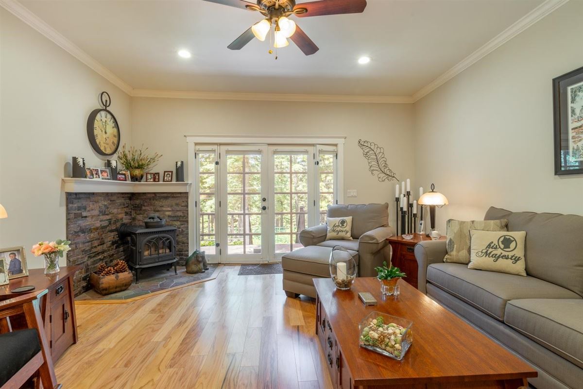 11976 Ski Run Road Truckee, CA 96161 - Photo 4 of 21 Gallery Image 4