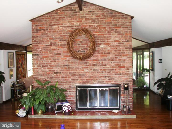 666 Skunk Hollow Road Chalfont, PA 18914 - Photo 9 of 21 Gallery Image 9