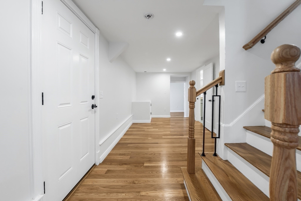 5 Cottage Street Nahant, MA 01908 - Photo 30 of 41