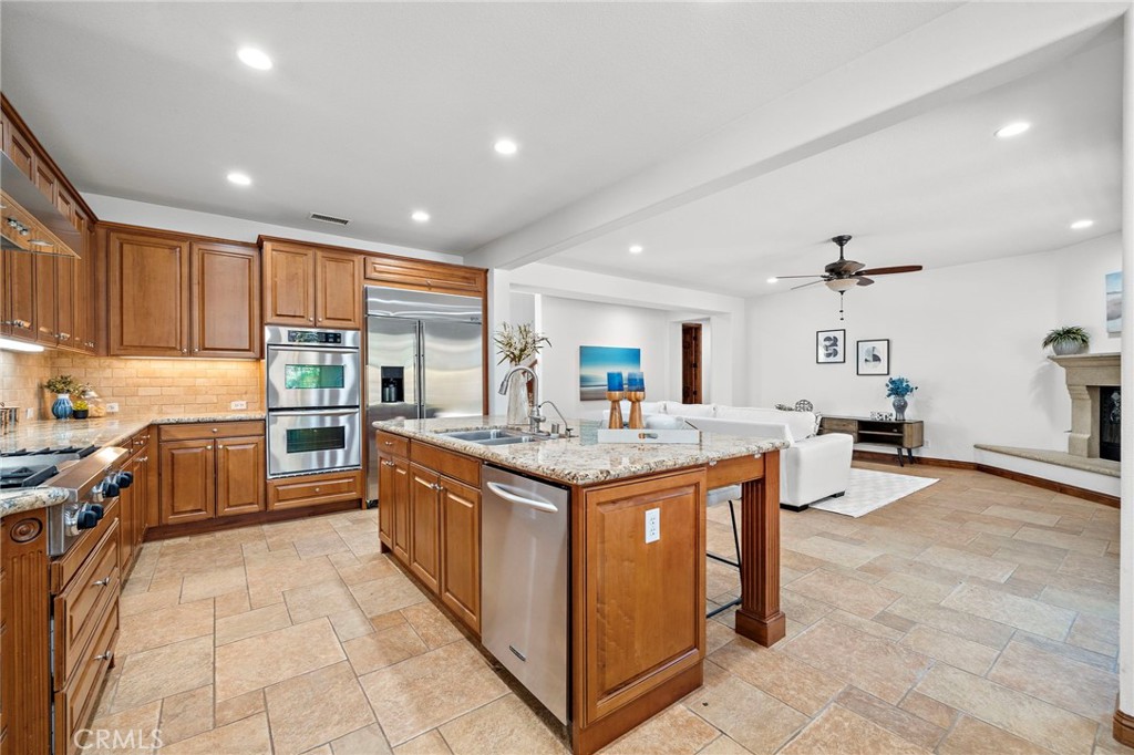 28 Drackert Lane Ladera Ranch, CA 92694 - Photo 9 of 74