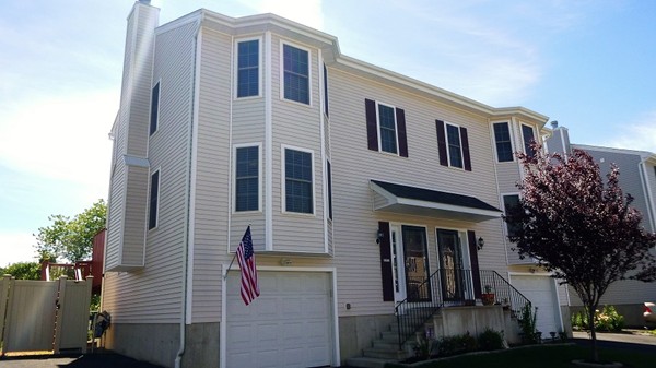31 Honeysuckle Road Worcester, MA 01607 - Photo 1 of 25 Gallery Image 1