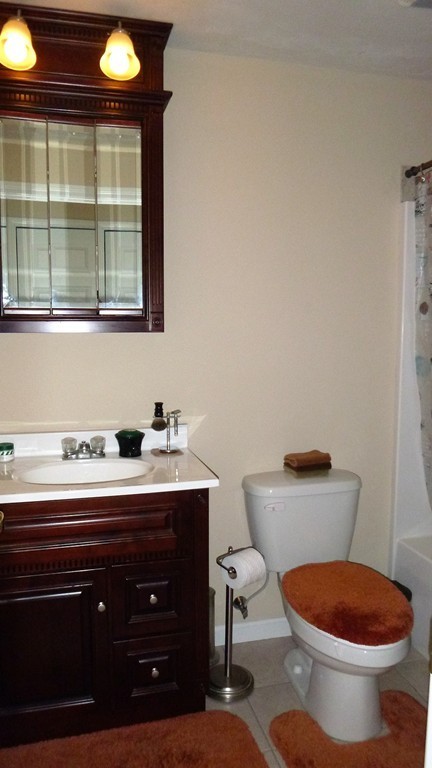 31 Honeysuckle Road Worcester, MA 01607 - Photo 19 of 25 Gallery Image 19