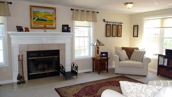 31 Honeysuckle Road Worcester, MA 01607 - Photo 4 of 25 Gallery Image 4