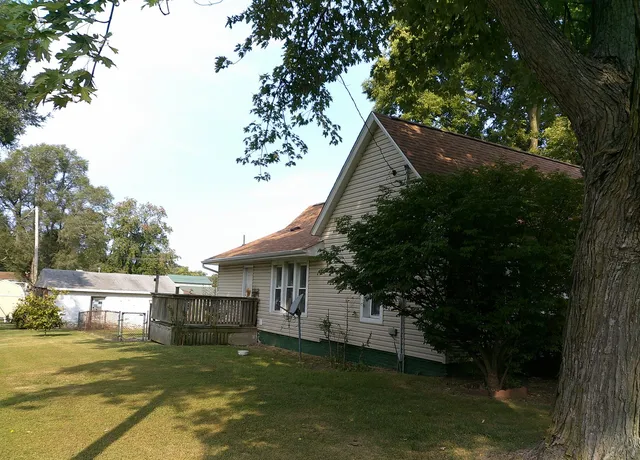 $64,900 | 701 South Cain Street, Clinton, IL 61727