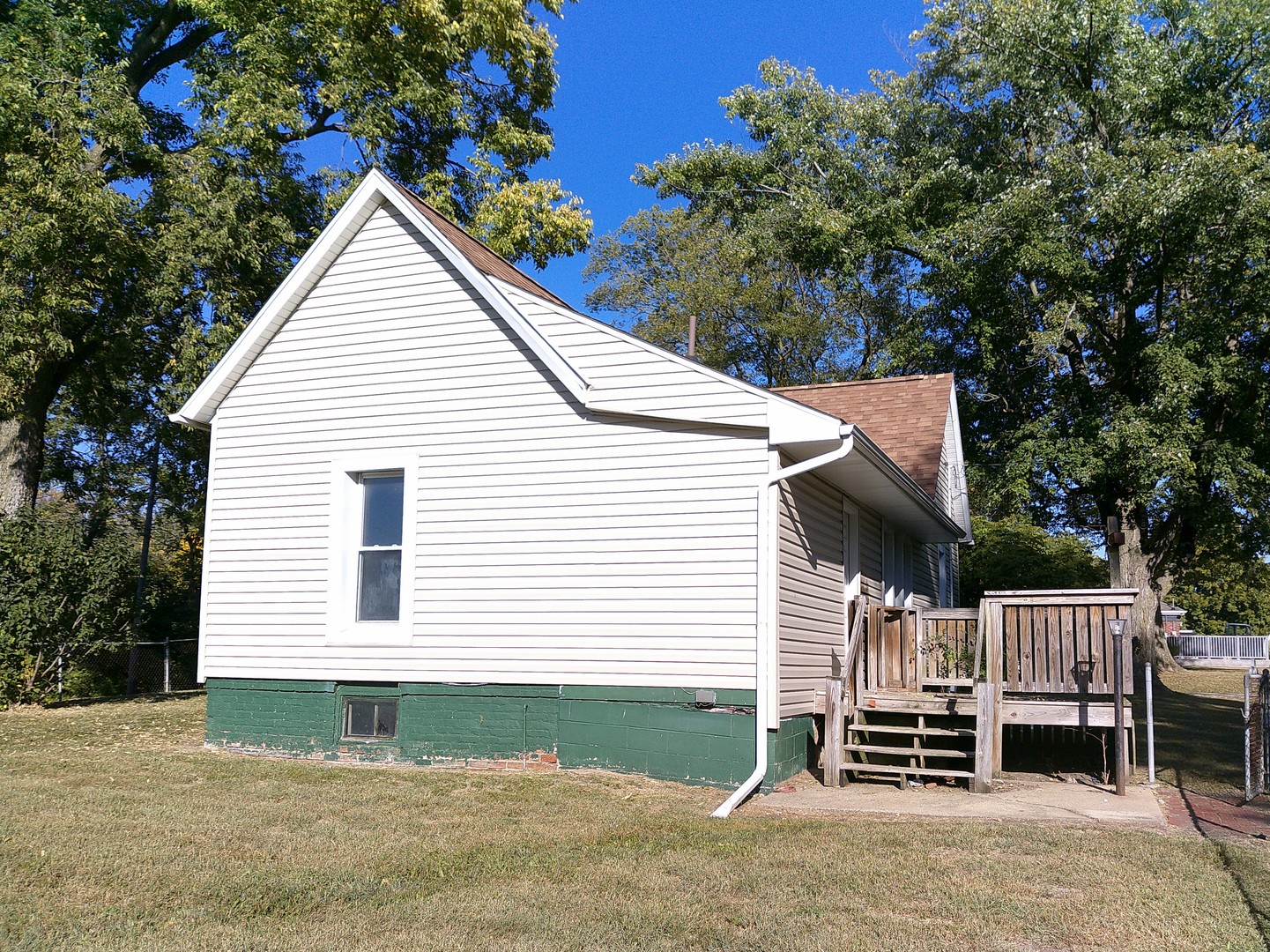 701 South Cain Street Clinton, IL 61727 - Photo 10 of 12