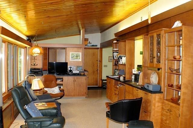 8 Oak Bluff Road Kennebunk, ME 04043 - Photo 13 of 33 Photo