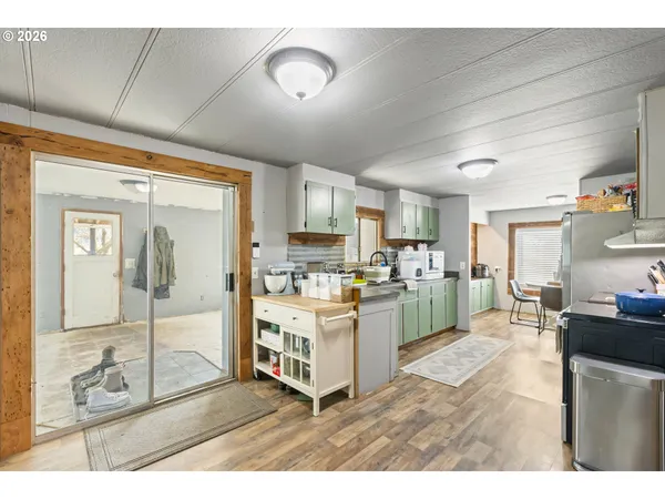 $320,000 | 3197 Bilger Creek Road, Myrtle Creek, OR 97457