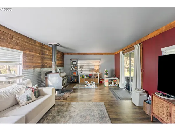 $320,000 | 3197 Bilger Creek Road, Myrtle Creek, OR 97457