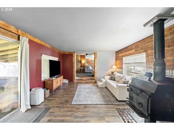 $320,000 | 3197 Bilger Creek Road, Myrtle Creek, OR 97457