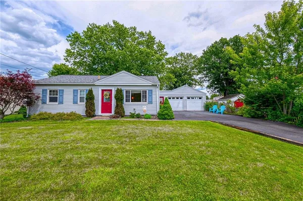 $275,000 | 321 Hart Street, Houston, PA 15342