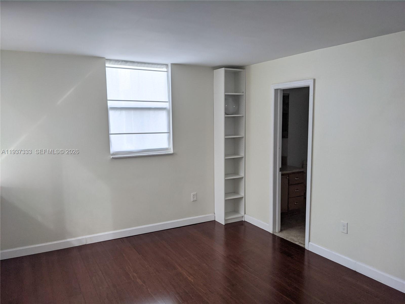 1658 Bay Road, Unit 505 Miami Beach, FL 33139 - Photo 6 of 14