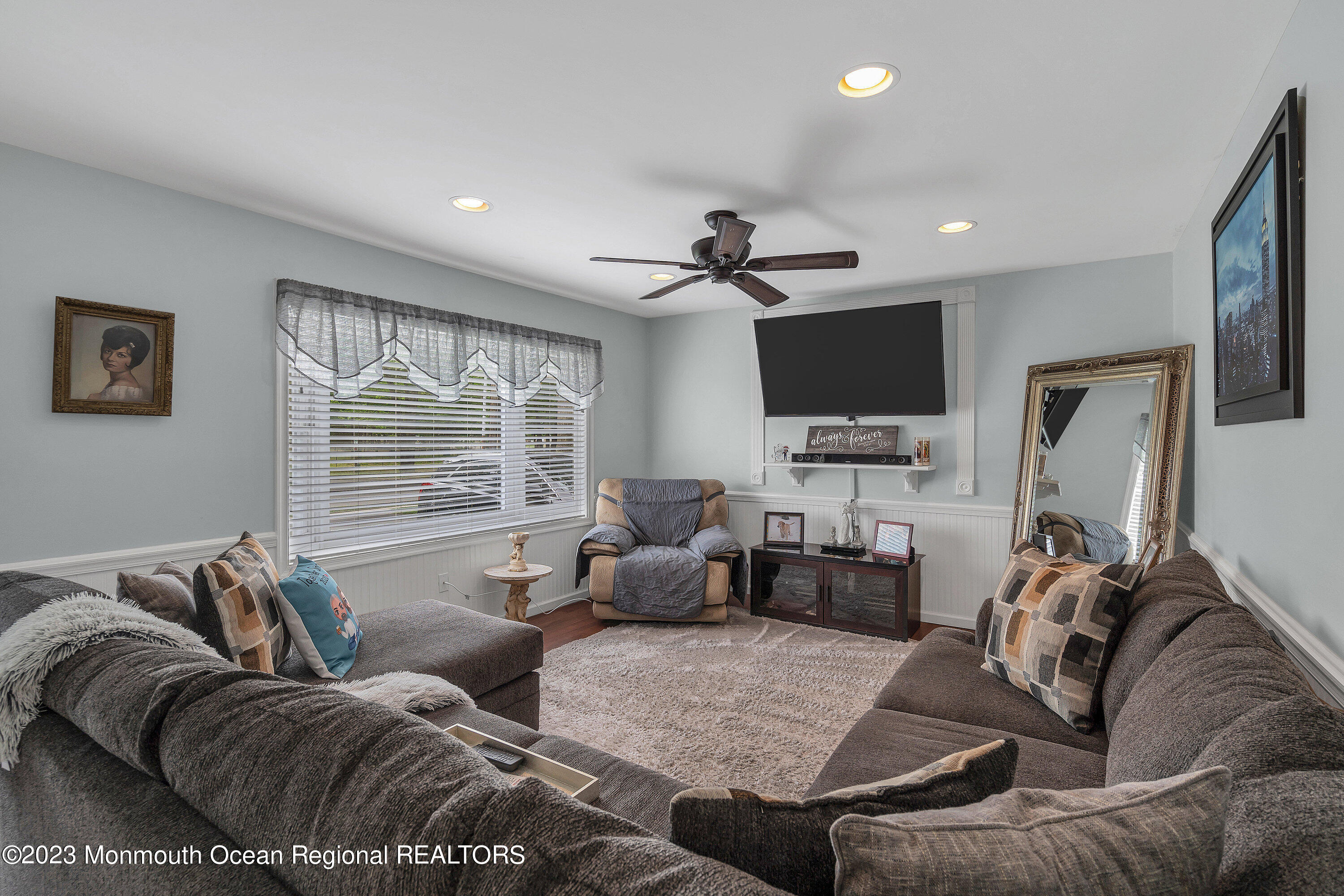 20 Woodland Road Bayville, NJ 08721 - Photo 19 of 62 a living room with furniture and a flat screen tv