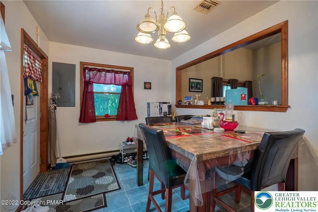 165 Stagecoach Road, Unit 3 Gilbert, PA 18331 - Photo 5 of 20