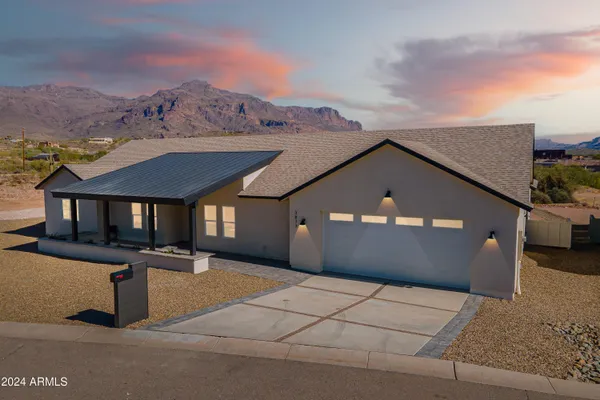 $995,000 | 3877 South Veronica Lane, Gold Canyon, AZ 85118