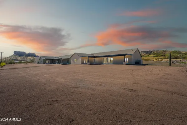 $995,000 | 3877 South Veronica Lane, Gold Canyon, AZ 85118