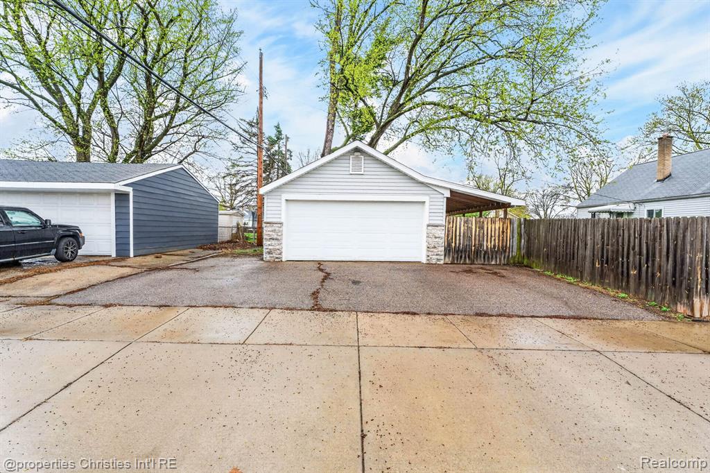 26605 Rialto Street Madison Heights, MI 48071 - Photo 31 of 37