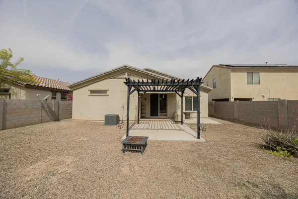 $1,995 | 42381 West Mira Court, Maricopa, AZ 85138