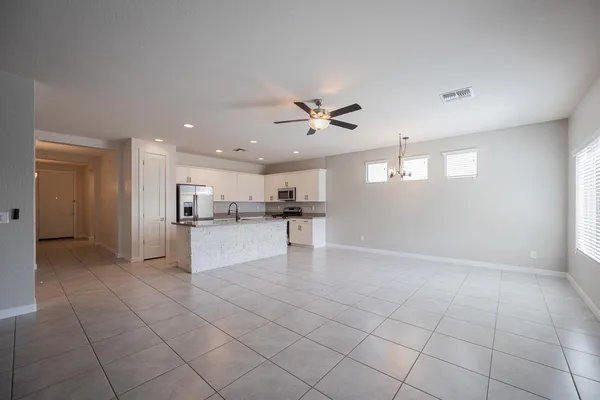 $1,995 | 42381 West Mira Court, Maricopa, AZ 85138
