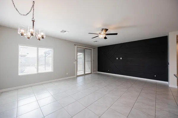 $1,995 | 42381 West Mira Court, Maricopa, AZ 85138