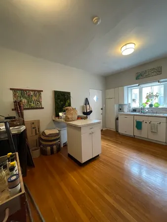 $2,375 | 1101 West Pratt Boulevard, Unit 3W, Chicago, IL 60626