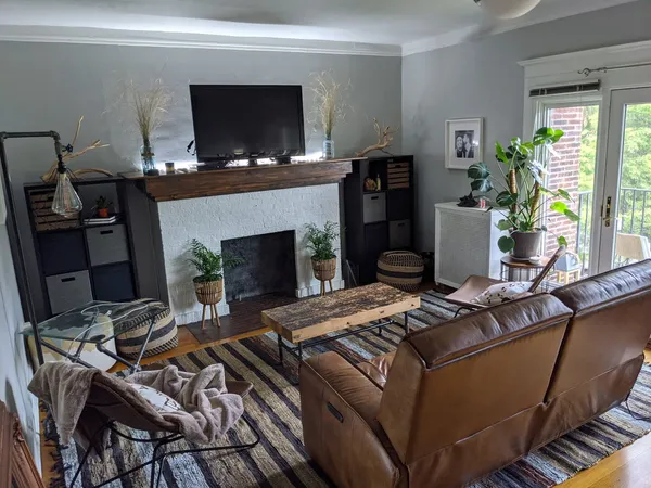 $2,375 | 1101 West Pratt Boulevard, Unit 3W, Chicago, IL 60626