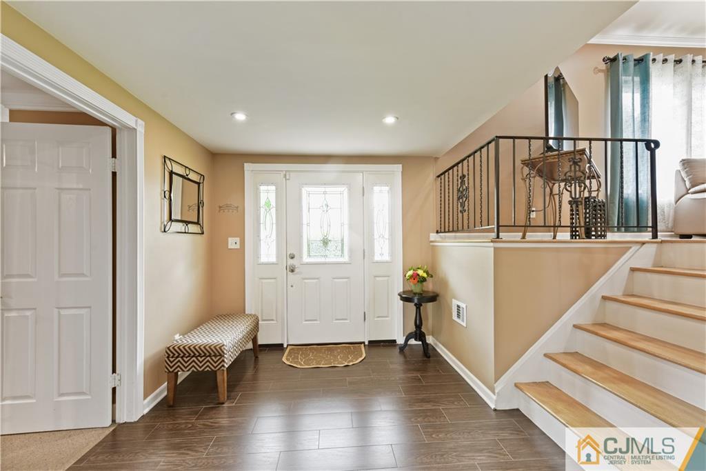 40 Arden Road Old Bridge, NJ 08857 - Photo 6 of 38 Gallery Image 6