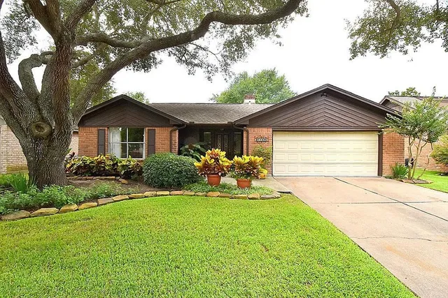 $2,100 | 1126 Western Springs Drive, Katy, TX 77450