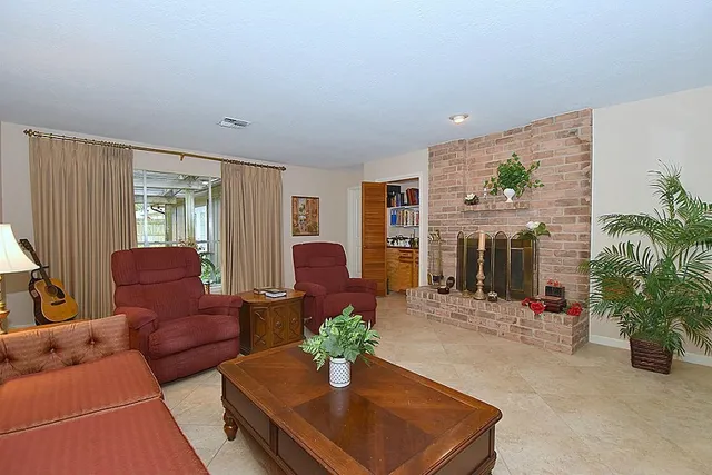 $2,100 | 1126 Western Springs Drive, Katy, TX 77450