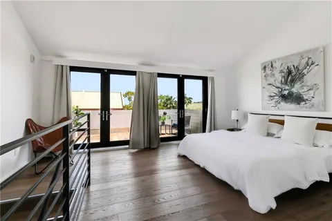 $949,000 | 618 North Rampart Street, Unit 203, New Orleans, LA 70112