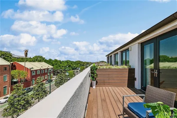 $949,000 | 618 North Rampart Street, Unit 203, New Orleans, LA 70112
