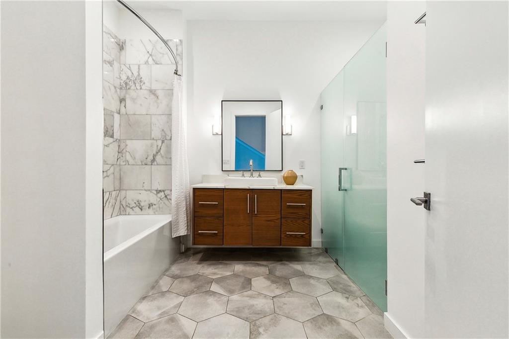 618 North Rampart Street, Unit 203 New Orleans, LA 70112 - Photo 25 of 32